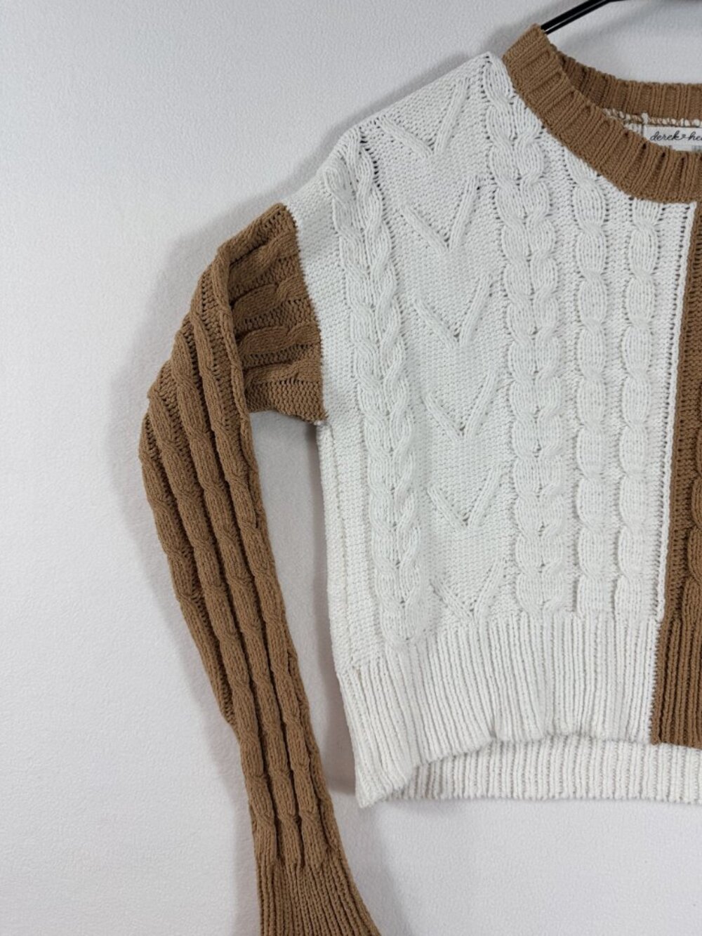 Derek Heart Women’s Small Brown Ivory Colorblock Cable Knit Cropped Sweater - Picture 7 of 15